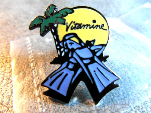 Tres rare pins - tres,