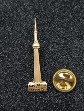 Pin's Pins Pin Enamel 45 Métal Doré Ville Étrangère CANADA  TORONTO "Tour CN" 