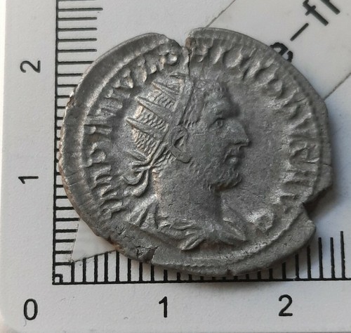 F08305 pièce monnaie - de,