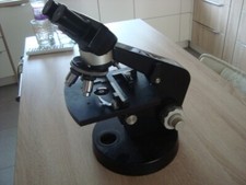 Microscope WILD HEERBRUGG Binoculaire