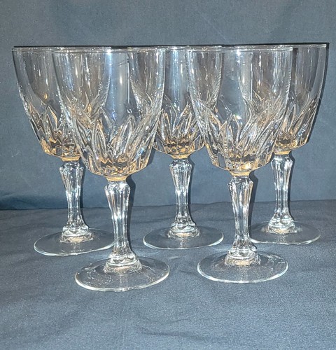 Lot verres pied en - lot, 5