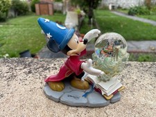 Snow globe Mickey DISNEYLAND PARIS Fantasia l'apprenti sorcier figurine Disney