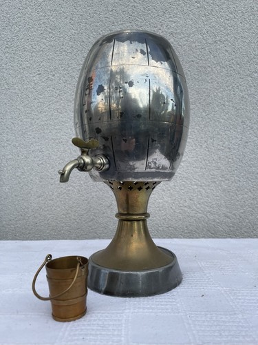 Ancien tonneau samovar - tonneau, en