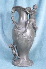 Vase étain moderniste. Art