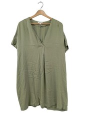 H&M Robe à manches courtes