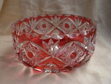 COUPE,SALADIER EN CRISTAL TAILLE ROUGE RUBIS,ORIGINE A DETERMINER.