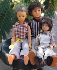 POUPEE MANNEQUIN  FAMILLE BELLA VINTAGE JEAN ,ELYSE ,YVES 