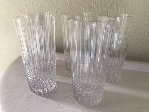 Grands verres jus de - 5,