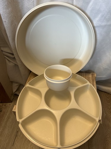 Vintage tupperware divided - vintage,