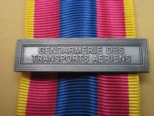 Agrafe  GENDARMERIE DES