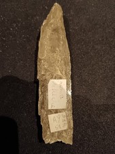 ? Pointe de flèche en silex taillé – Aÿ (Marne, 51) ?? | Spéc. archéologique