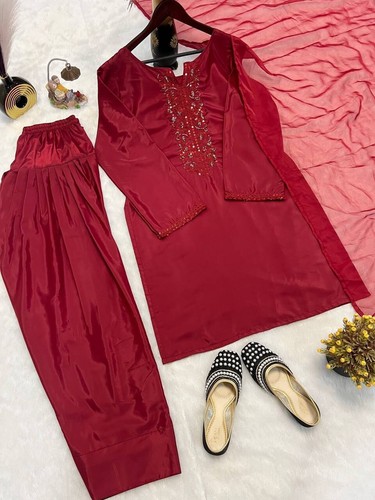 Ensemble salwar kameez rouge - ensemble,