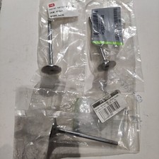  8 poussoir   Et 3 Soupapes