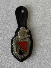 insigne Groupement de gendarmerie Nouvelles Calédonie sur son plateau et cuir