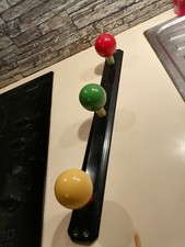 Pateres anciennes boules. bois