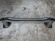 Traverse arrière Toyota CHR 2024