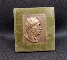 Plaque Ou Médaille PIERRE
