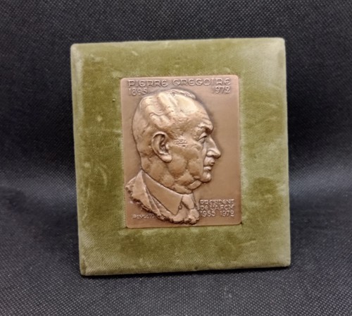 Plaque médaille pierre - ou,