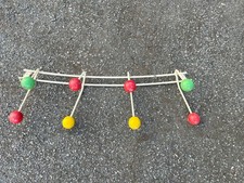 Porte-manteau mural design années 50-60 à boules colorées
