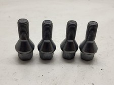 Goujon de roue pour renault