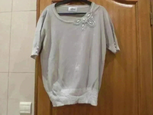 Magnifique pull neuf - magnifique,