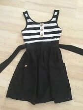 RAVISSANTE ROBE HABILLÉE