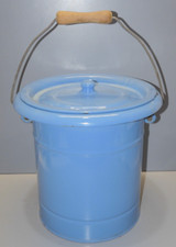 -ANCIEN POT de CHAMBRE TOLE EMAILLEE BLEUE émail POT D'AISANCE COLLECTION DECO D