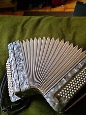 Accordeon chromatique Piermaria gris