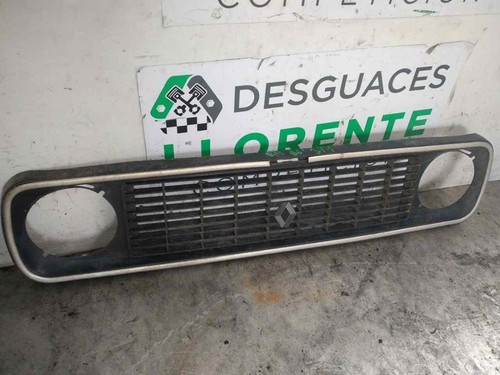 Grille gauche capot - grille, pour