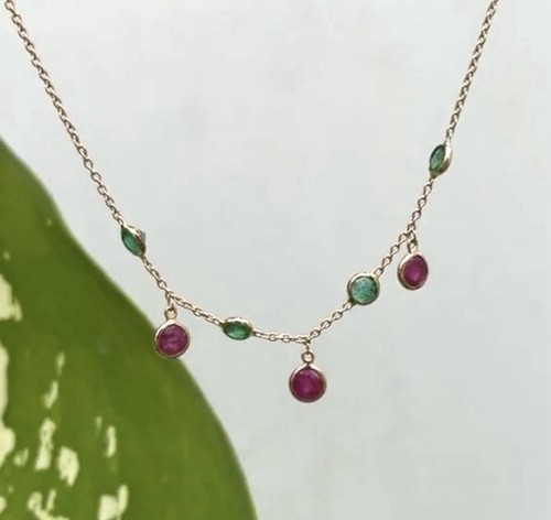 Collier goutte ronde rubis