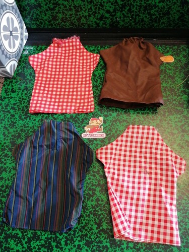 Lot vêtements marionnette - 4,