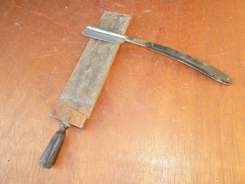 Ancien rasoir coupe - , choux