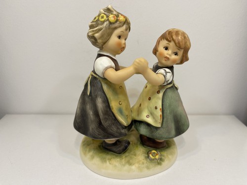 Figurine hummel 353 danse - figurine,