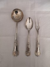 P/ENSEMBLE SERVICE, LOUCHE, FOURCHETTE, CUILLÈRE EN ARGENTERIE AVEC POINÇON 