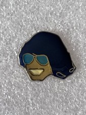 Pin’s parfum signé Kenzo