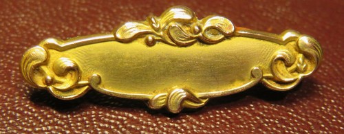 Broche bapteme de - de,