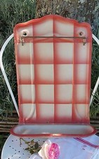ANCIEN PORTE USTENSILS EN EMAILLE A CARREAUX STYLE TORCHON