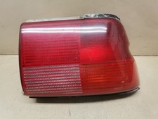 FEU ARRIERE DROIT passager FORD ESCORT MK 7 ref 93ag13a602 N° 221