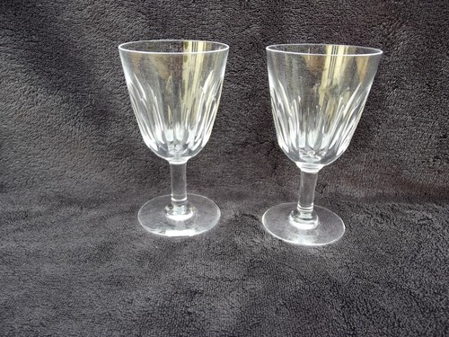 Verres vin en - vin, cristal