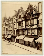 Neurdein, France, Caen, Maisons de la Rue Saint-Pierre  Tirage albuminé  30x