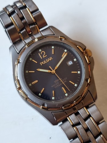 Montre pulsar titanium ton - montre,