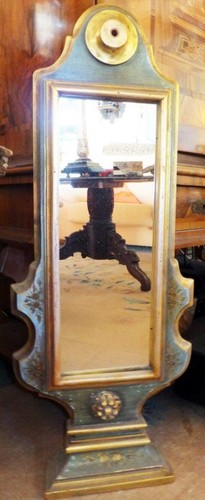 Bois précieux stand - prÉcieux, table
