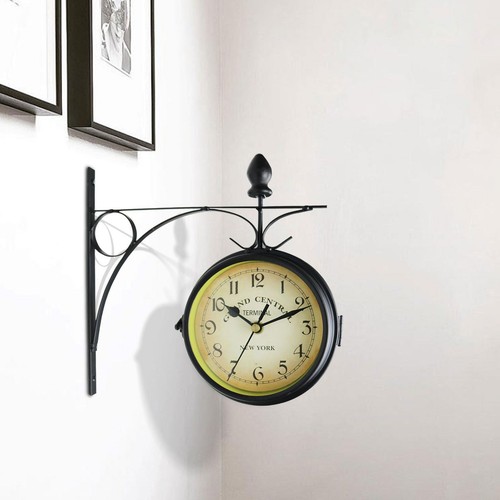 Horloge gare double face à - de,