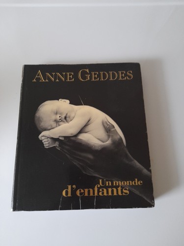 Compact monde enfants - un,