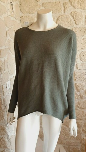 Pull vert neuf taille unique
