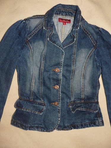 Veste courte cintrée - , pour