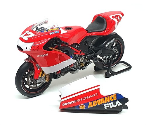 Minichamps scale 122 - scale,