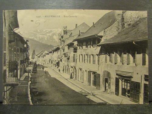 Cpa aiguebelle rue centrale - aiguebelle,