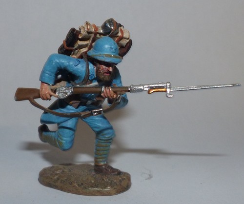 Soldat français chargeant fin