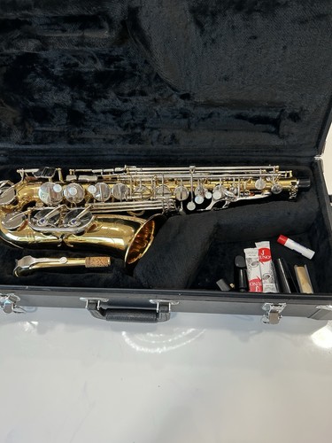 Alto saxophone - alto,